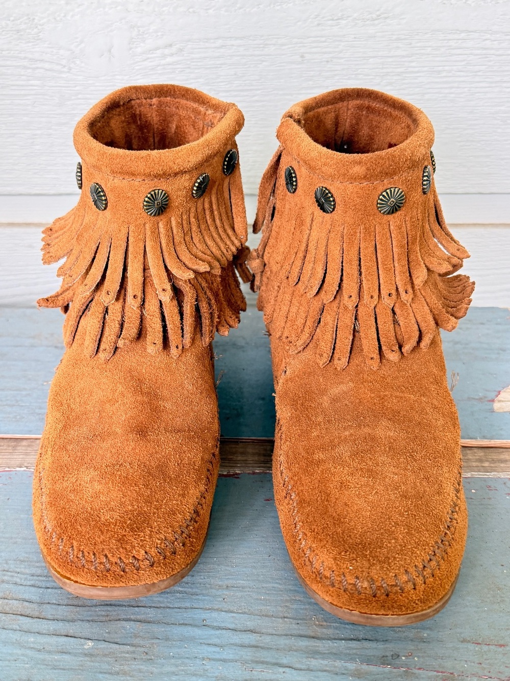 Minnetonka Double Fringe Suede Ankle Booties size 7